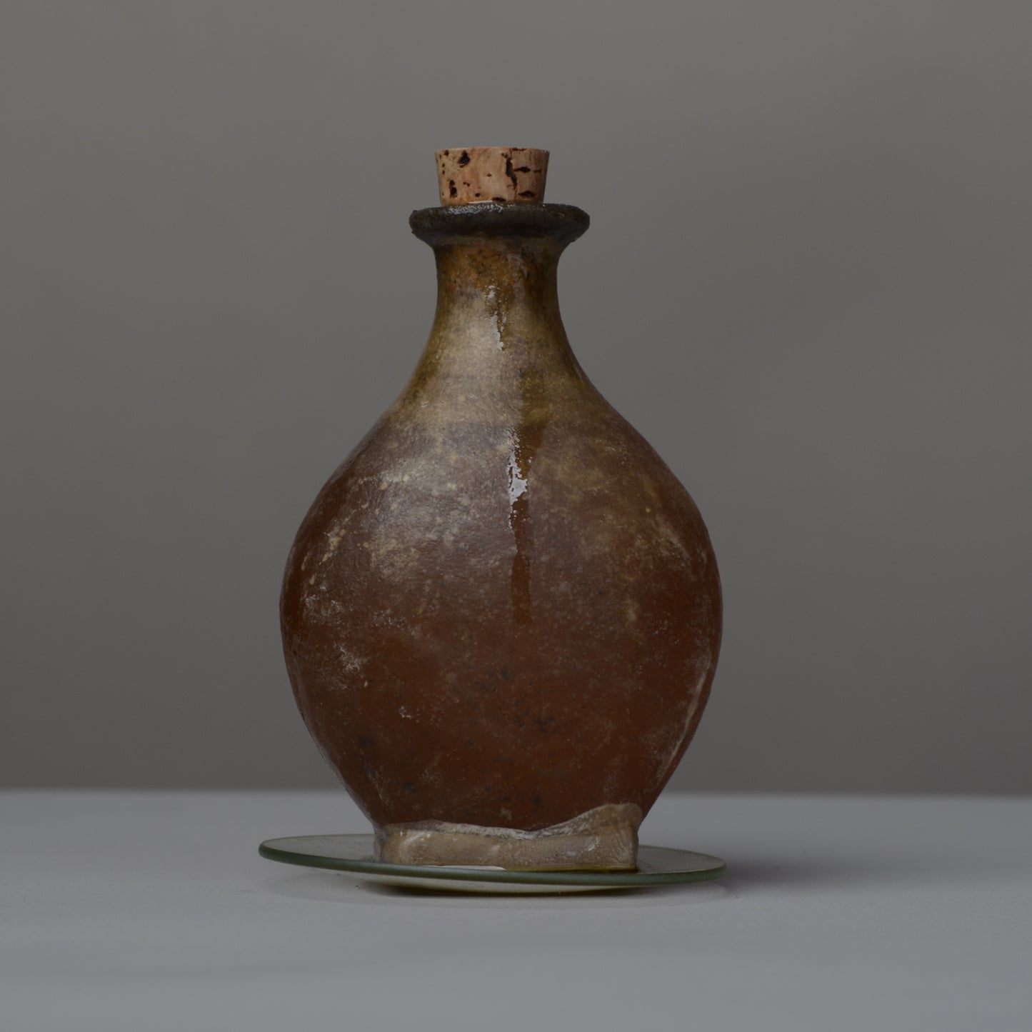 Madagaskar-Patschuli in Lederflasche, 12 Gramm, 1 Tola