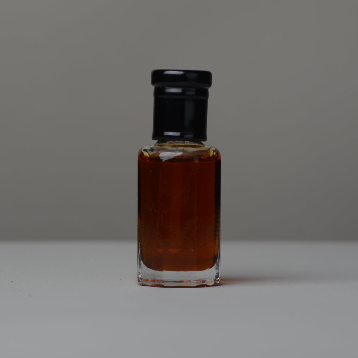 Aceite de oud de Hainan