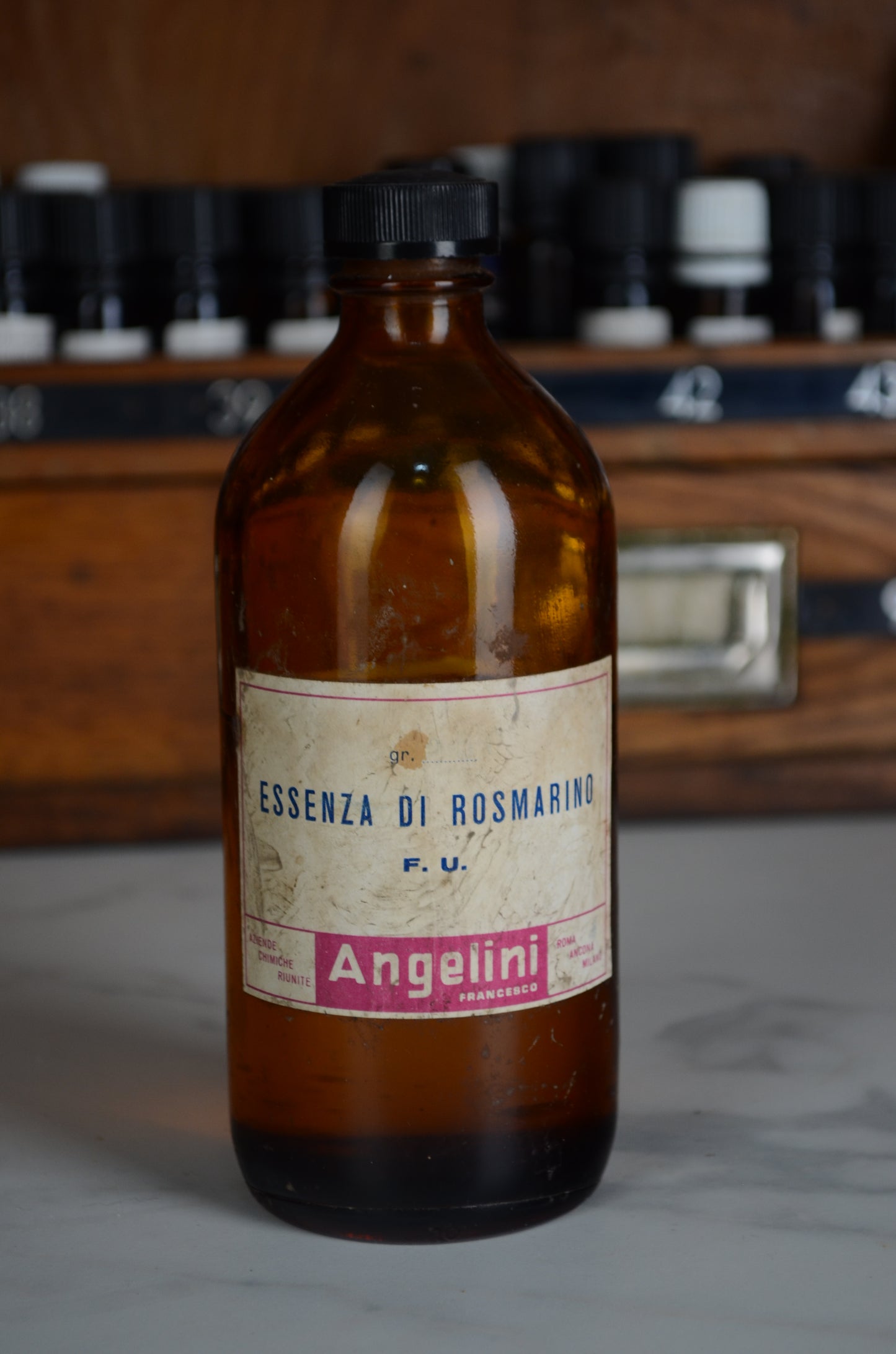 Rosemary essential oil 1980